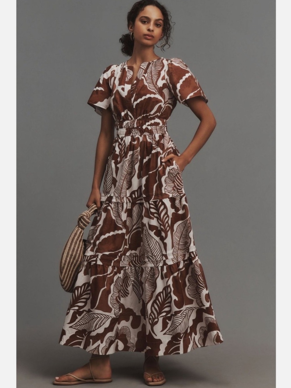 Anthropologie Somerset maxi dress in brown and white floral print. Size: Smal